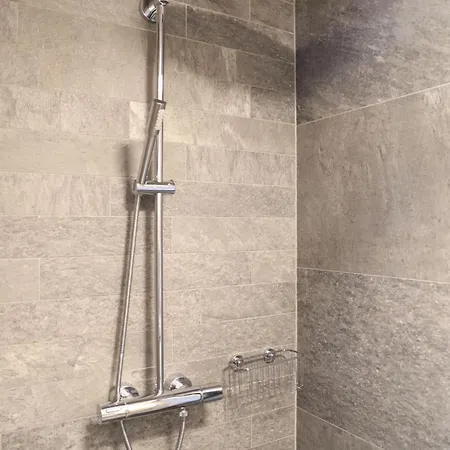 Der Steinadler Lägenhet