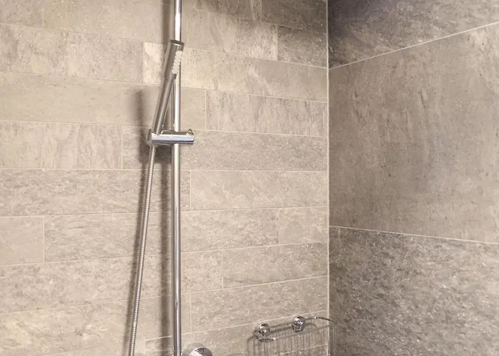 Der Steinadler דירה