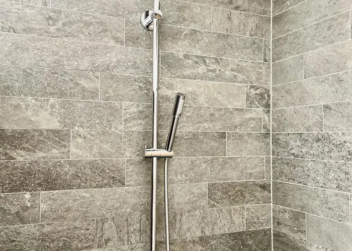 Der Steinadler דירה