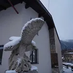Der Steinadler Daire *