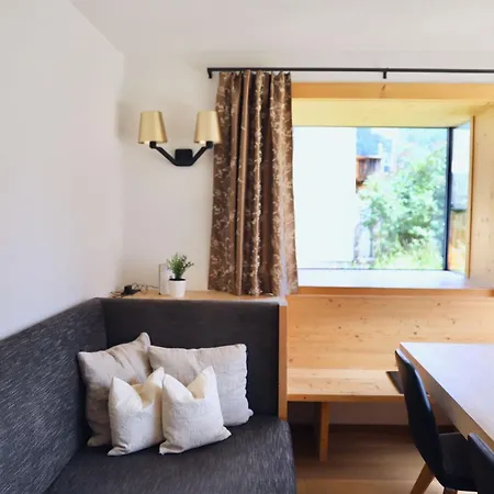 Der Steinadler Daire Umhausen